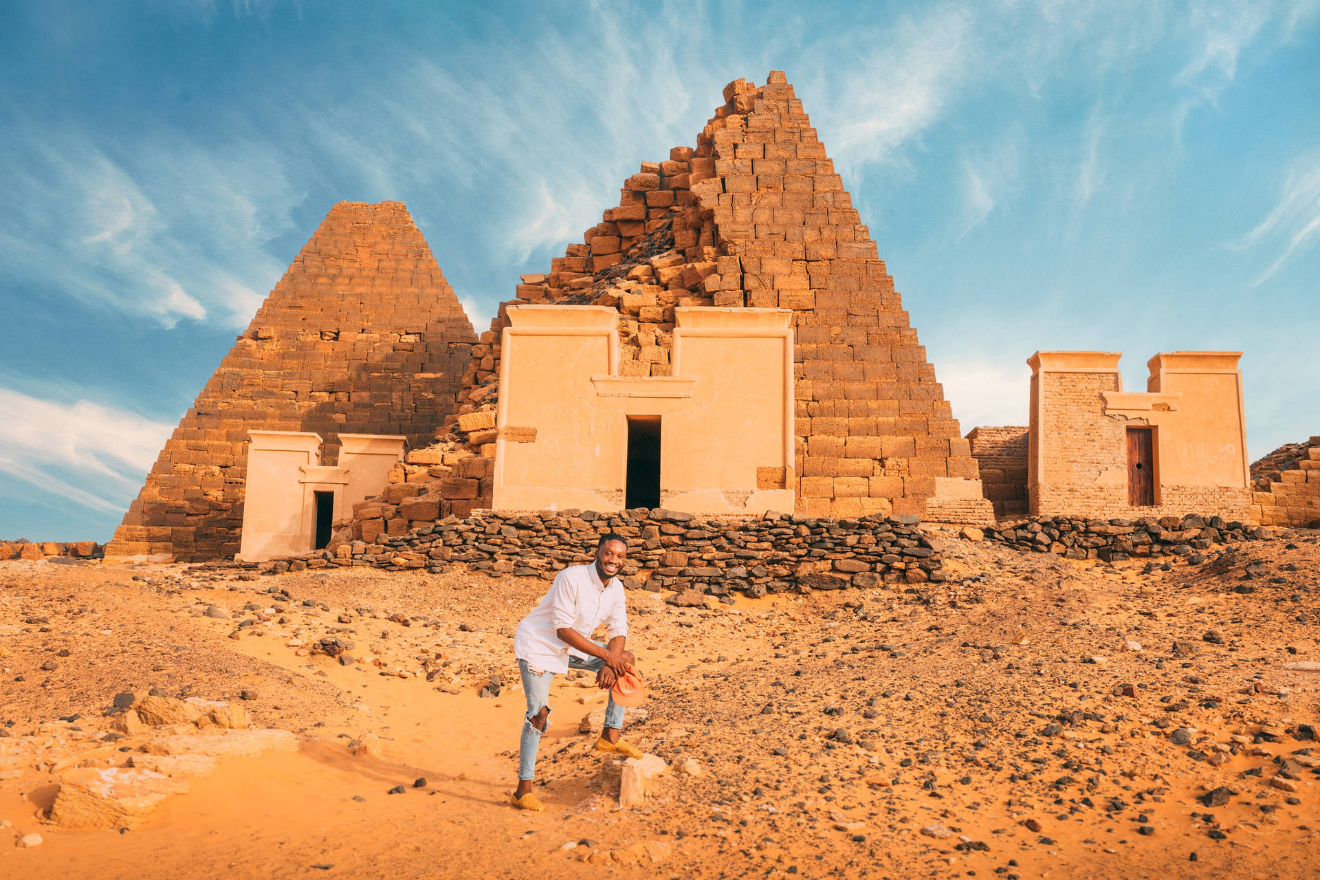 Fremmed Turist I Sudan Det Synes Interesant Wallpaper