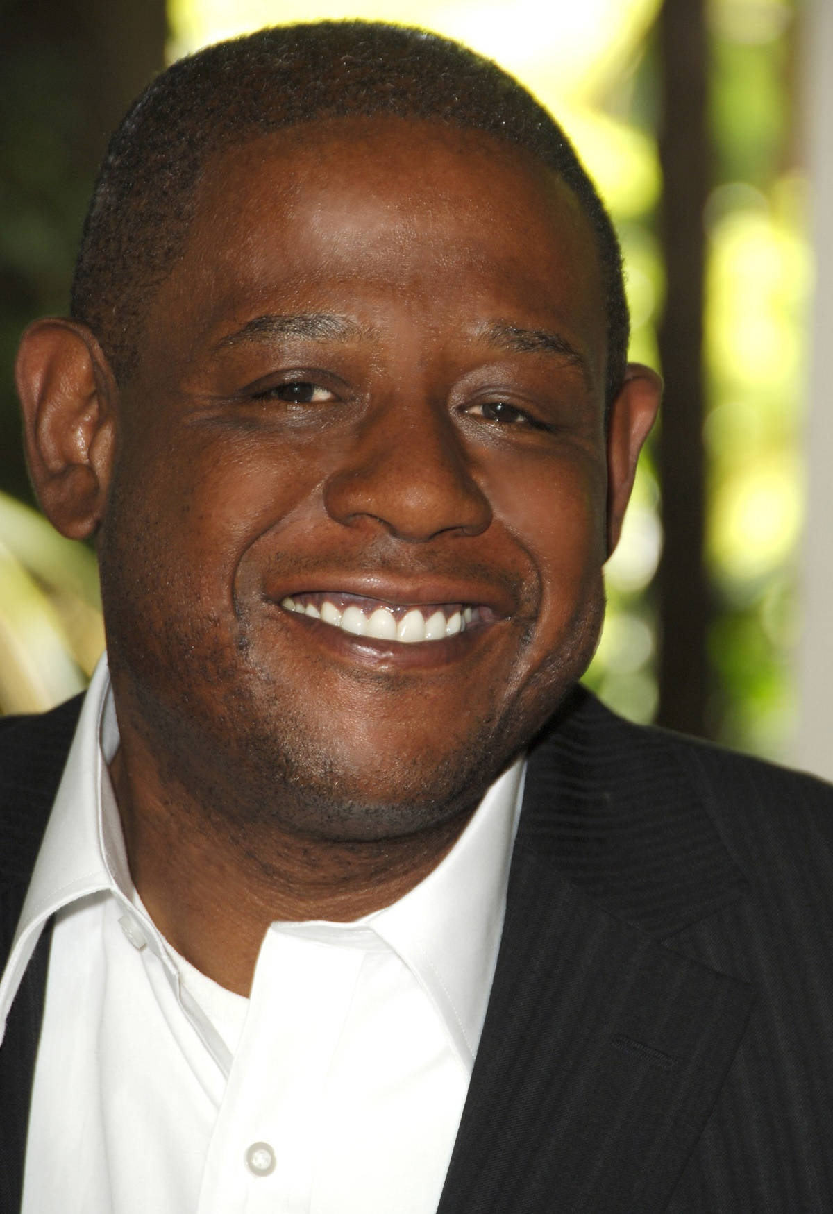 Forestwhitaker Beverly Hills Is Not A Suitable Translation For Computer Or Mobile Wallpaper. It Seems To Be A Combination Of Two Unrelated Phrases. Could You Please Provide Me With The Context Or The Actual Sentences That You Would Like Me To Translate? Fondo de pantalla