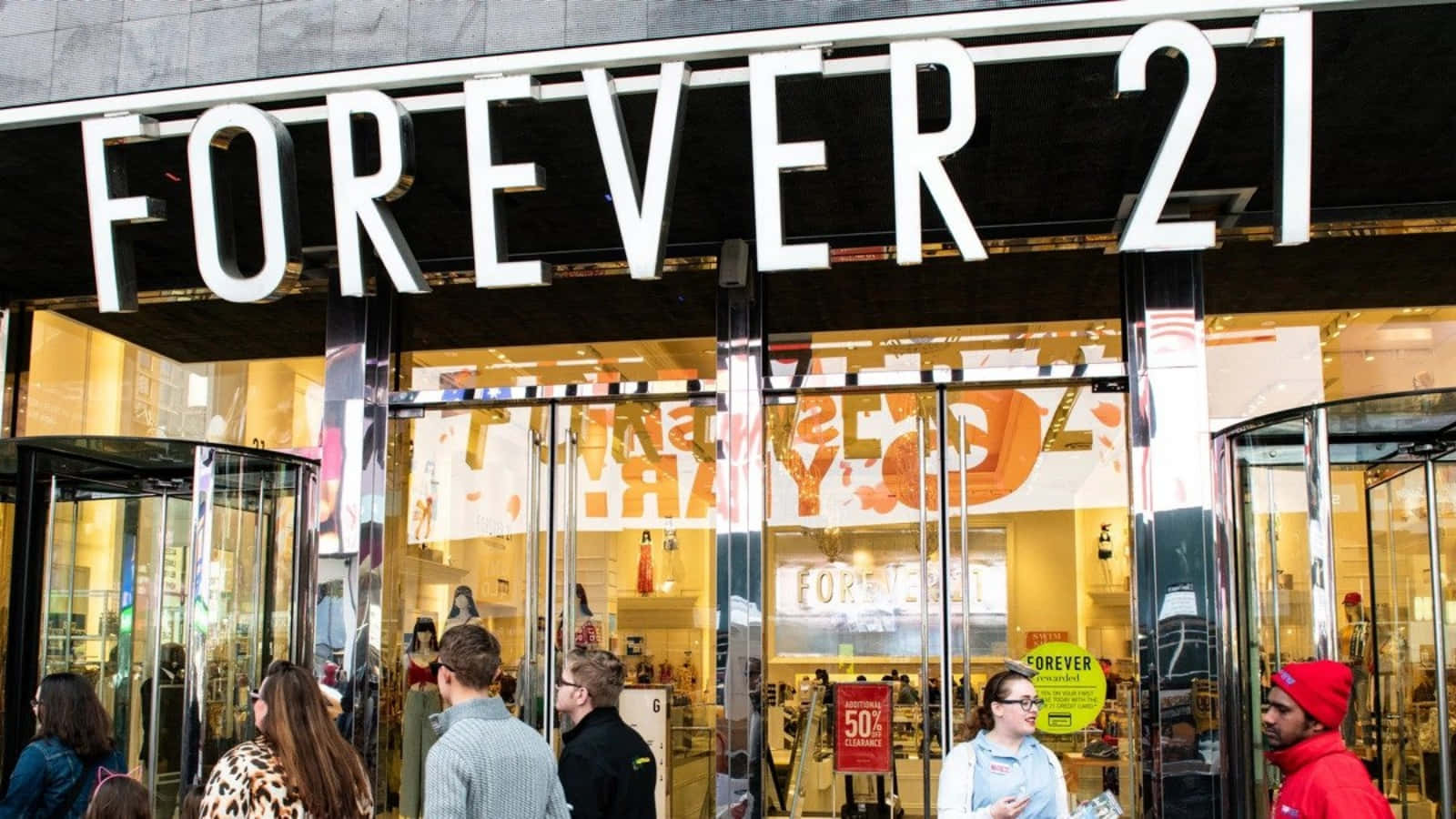 Shop your favorite apparel and accessories at Forever 21