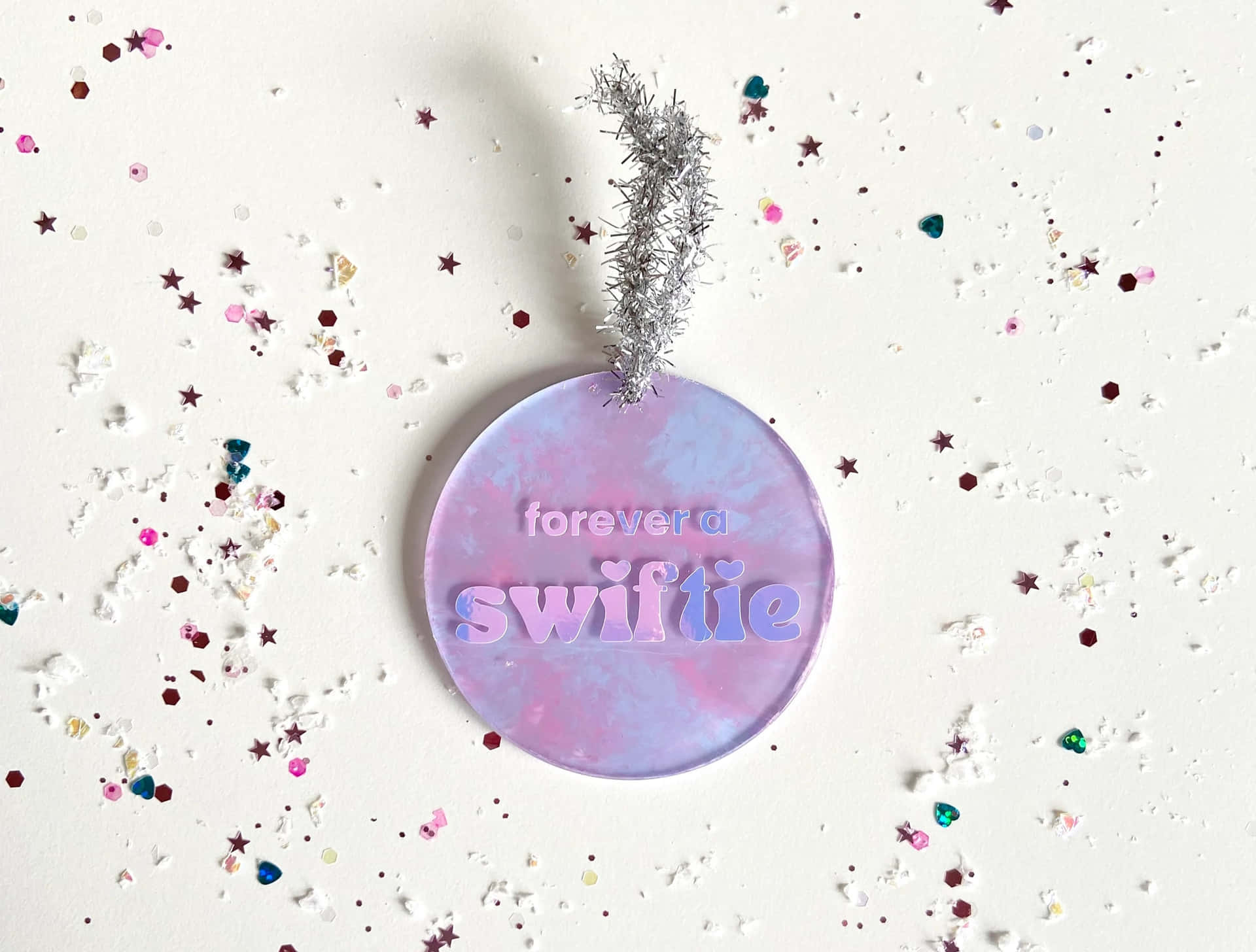 Forevera Swiftie Ornament Wallpaper
