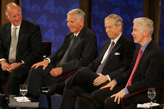 Former Governor Gray Davis In Discussion With Other Notable Governors. Wallpaper