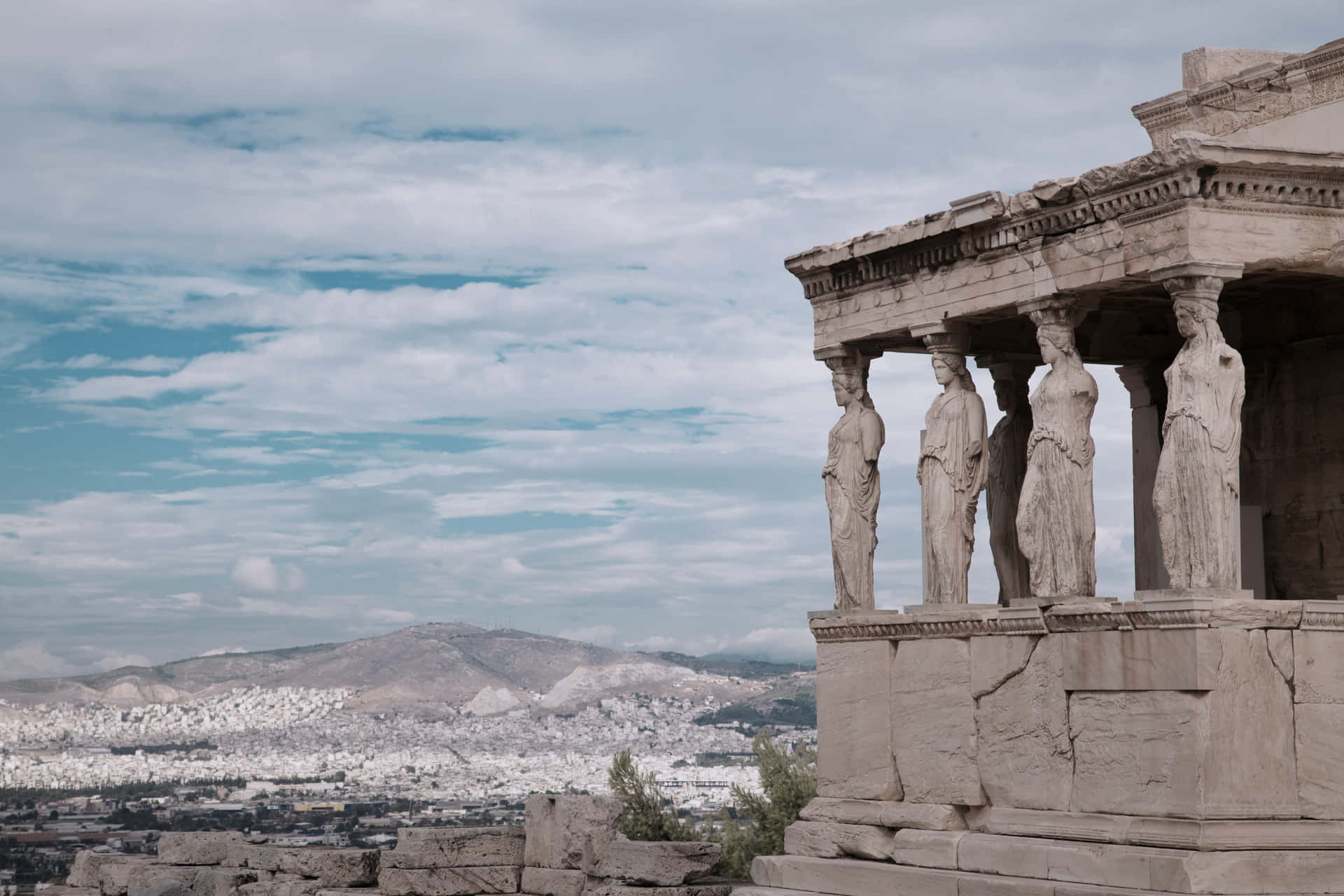 Former Temple On The Athenian Acropolis Wallpaper