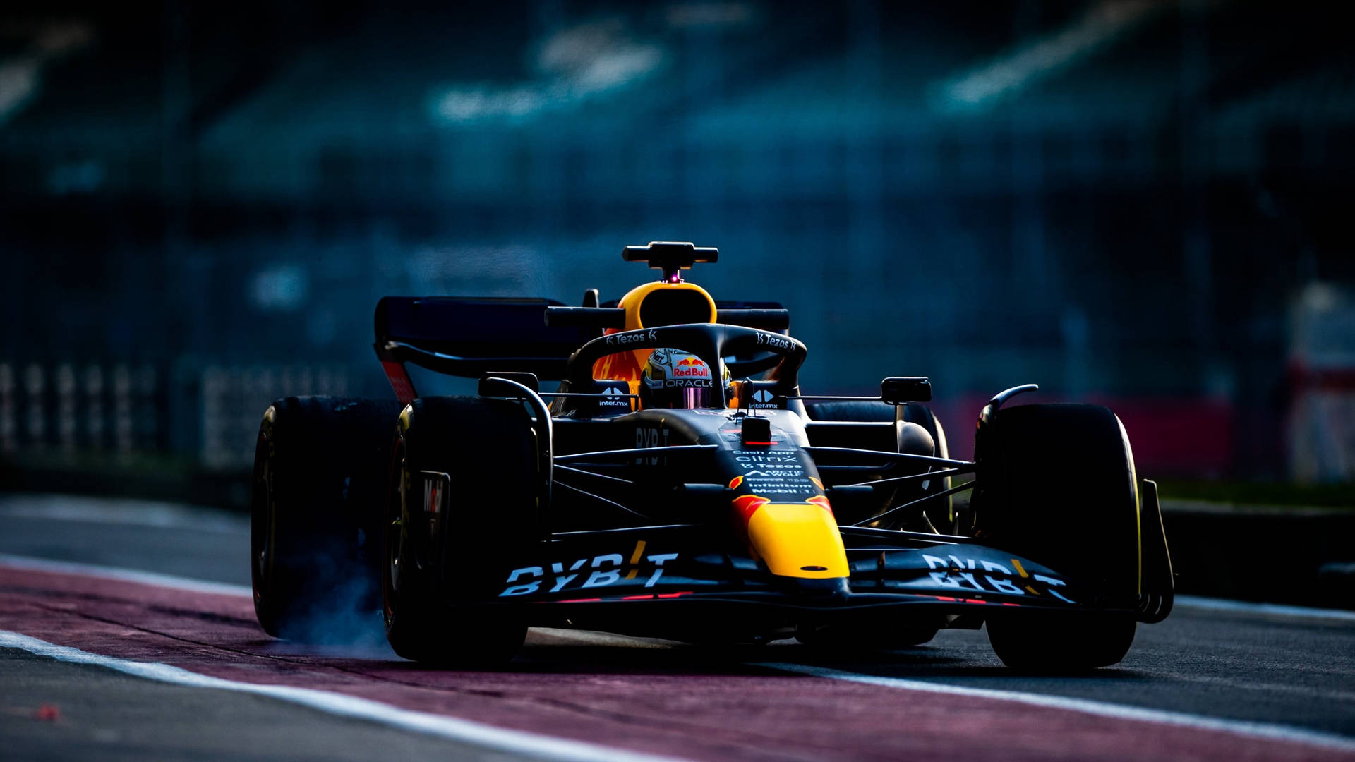 Hastighed sejrer i kampen om at nå målstregen i Formel 1. Wallpaper