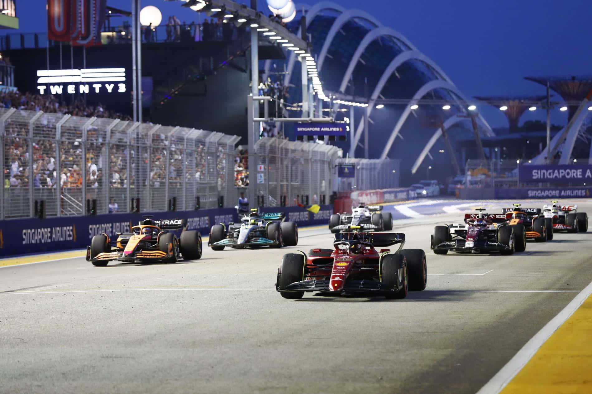 Formula1 Singapore Grand Prix Night Race Wallpaper