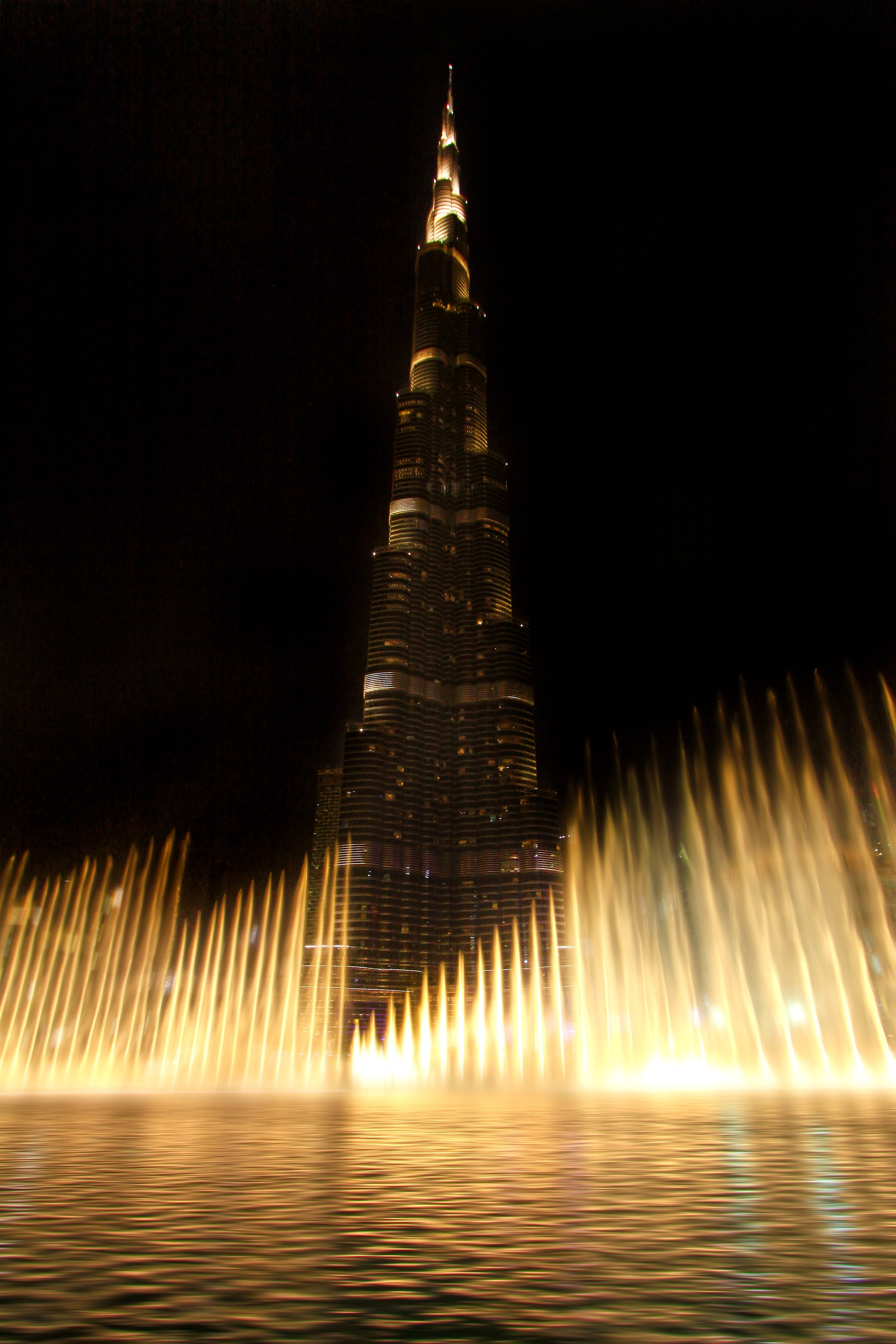 Fountain At Burj Khalifa Wallpaper