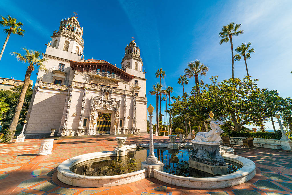 Fountain At Hearst Castle Wallpaper