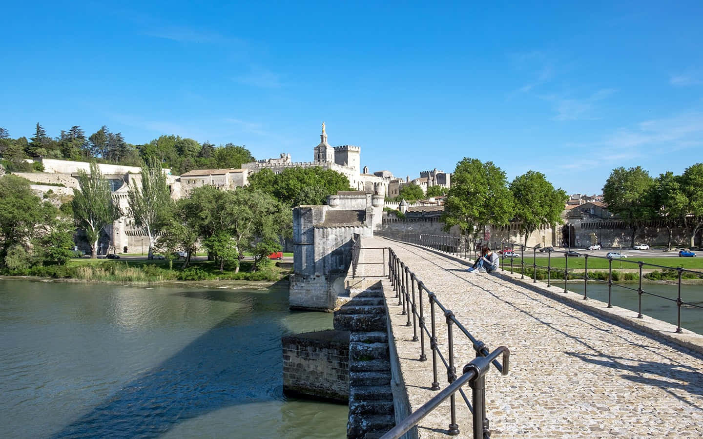 Fériasna França, Viagens De Negócios Em Avignon. Papel de Parede