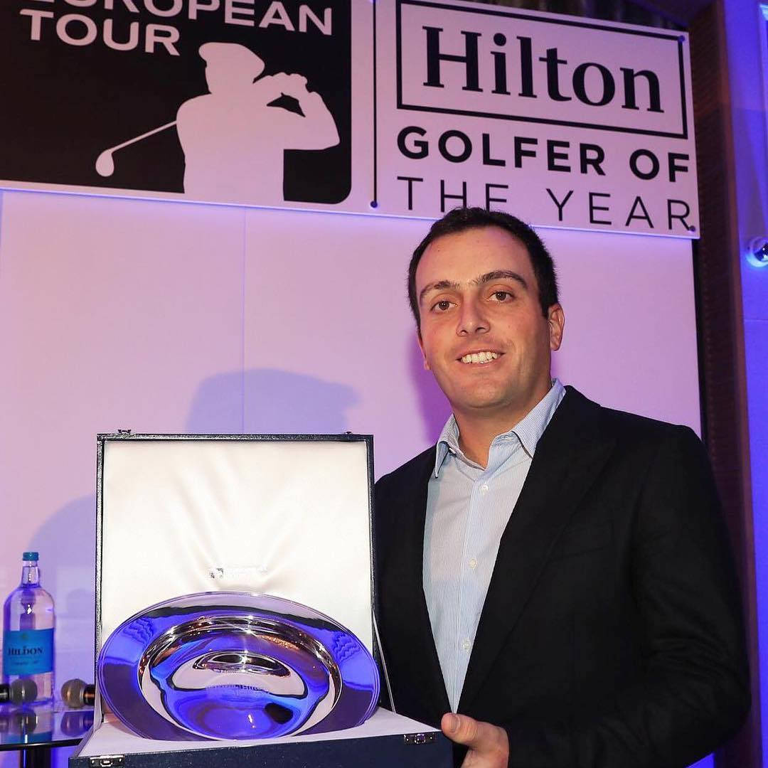 Francesco Molinari celebrates as he receives Hilton Golfer of the Year Award Wallpaper