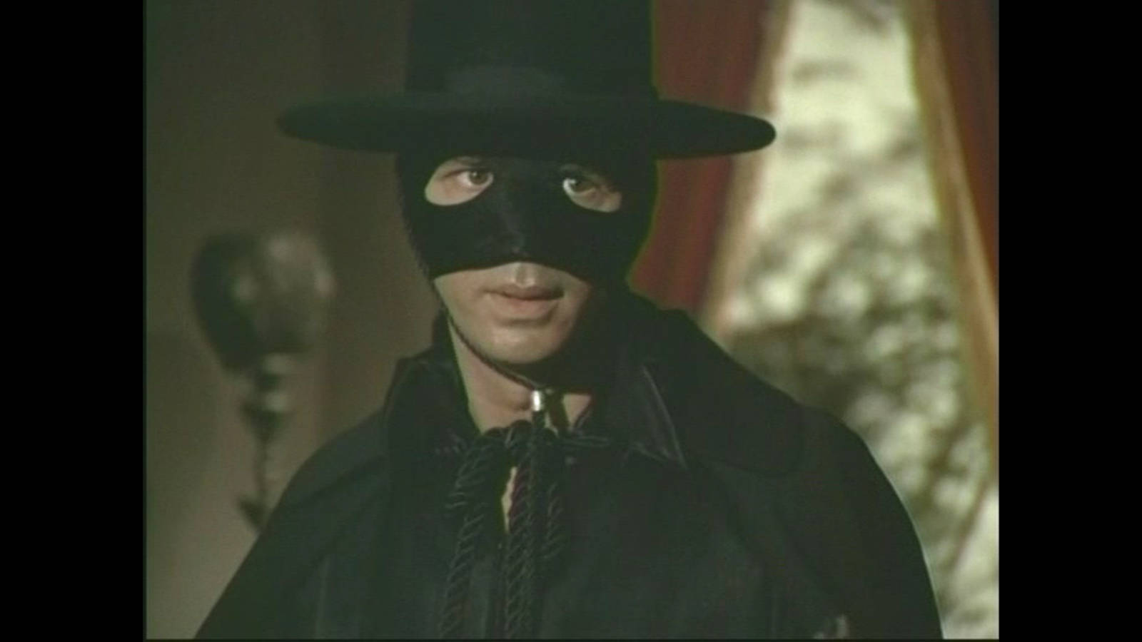 Frank Langella As Zorro Wallpaper