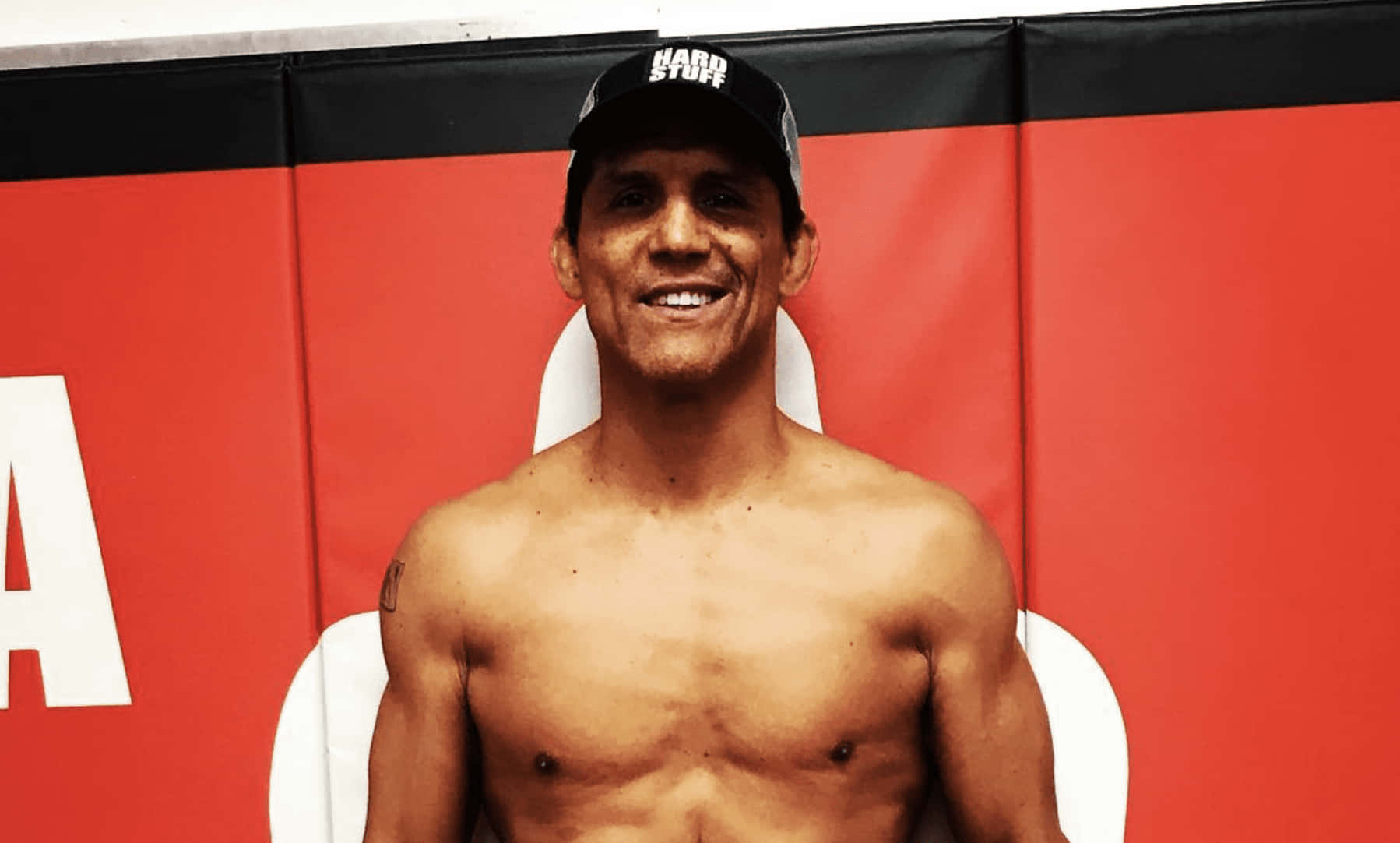 Frank Shamrock Lean And Muscular Body Background
