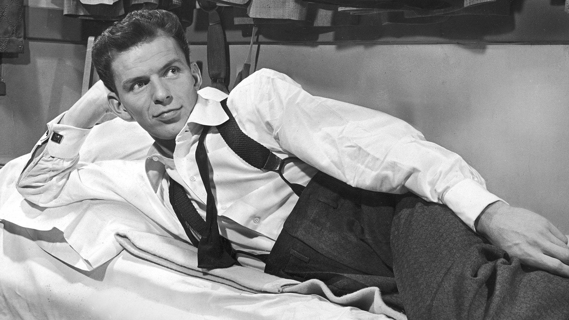 Frank Sinatra American Singer Wallpaper