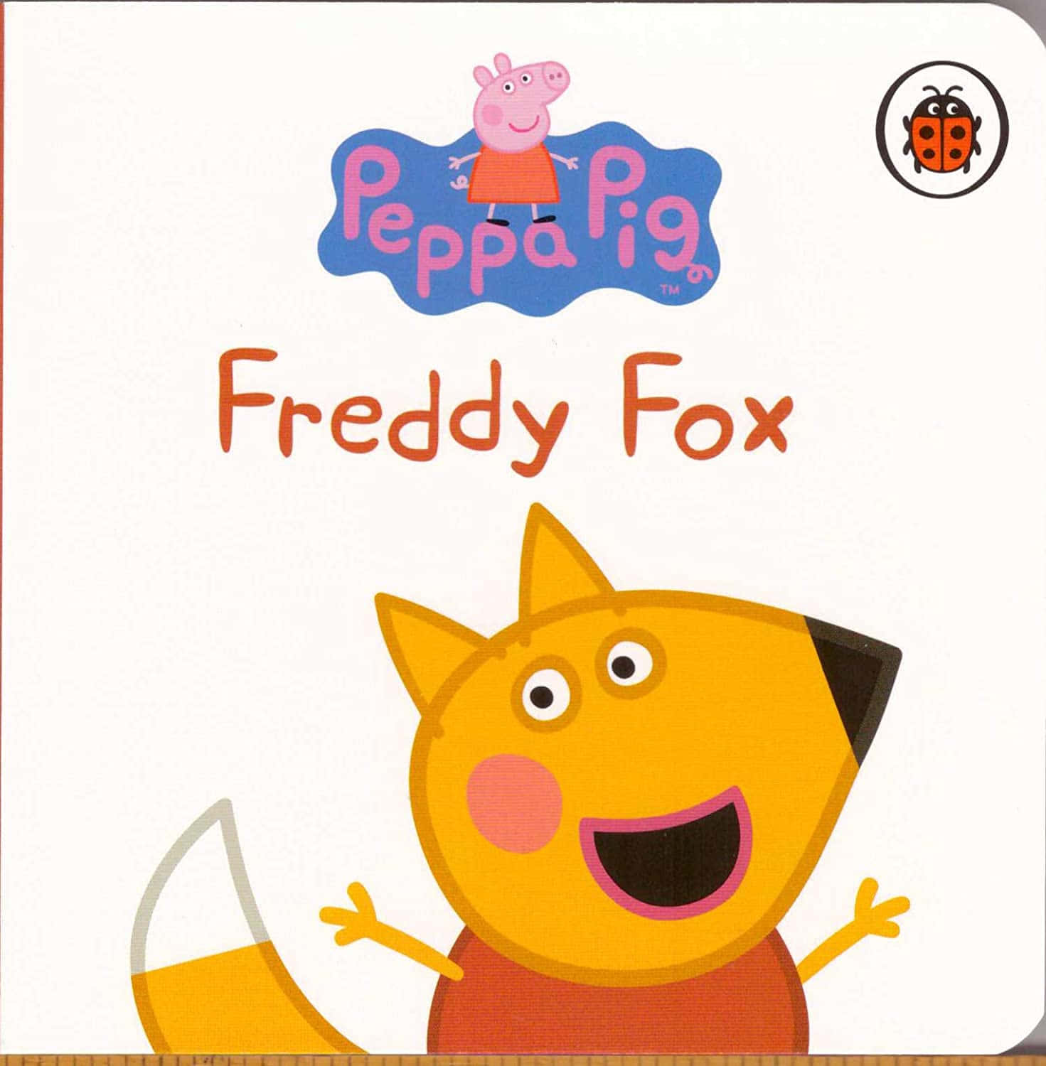 Freddy Fox with a friendly smile Wallpaper