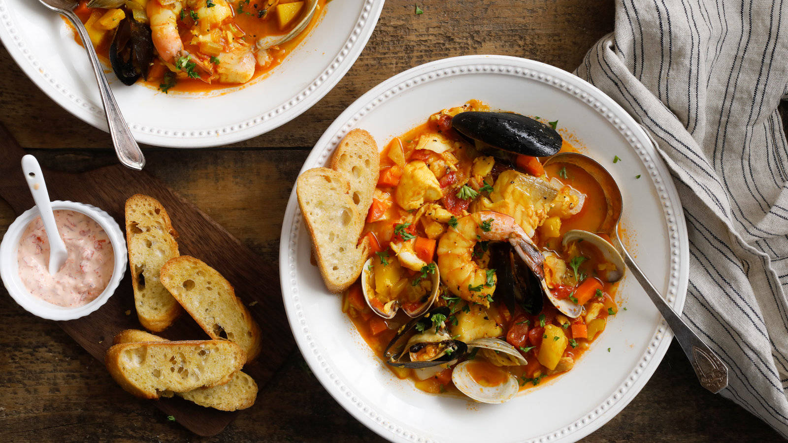 French Dish Bouillabaisse And Bread With Dip Wallpaper