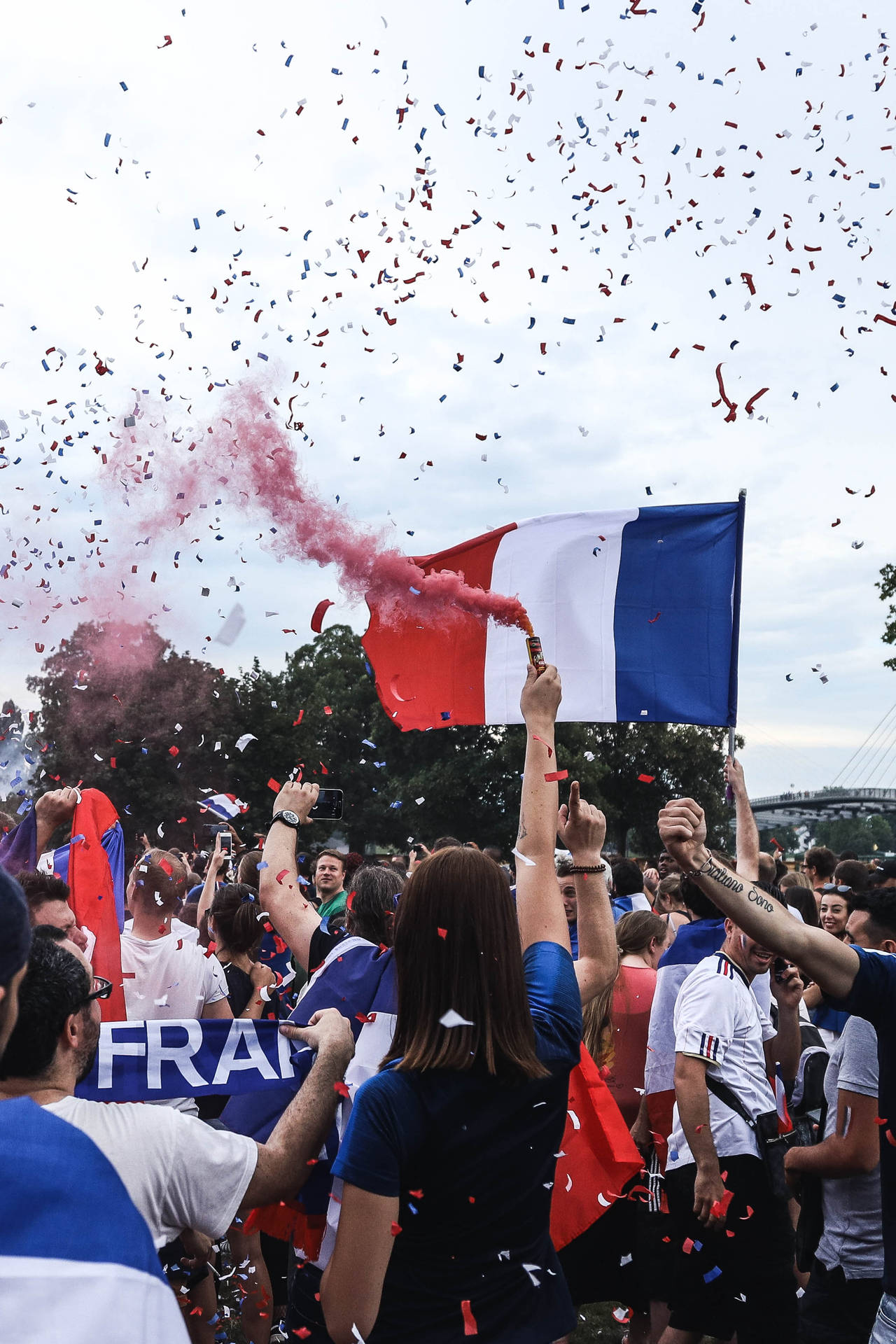 Celebrating France's World Cup Victory Wallpaper
