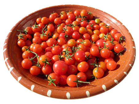 Fresh Cherry Tomatoesin Clay Bowl PNG