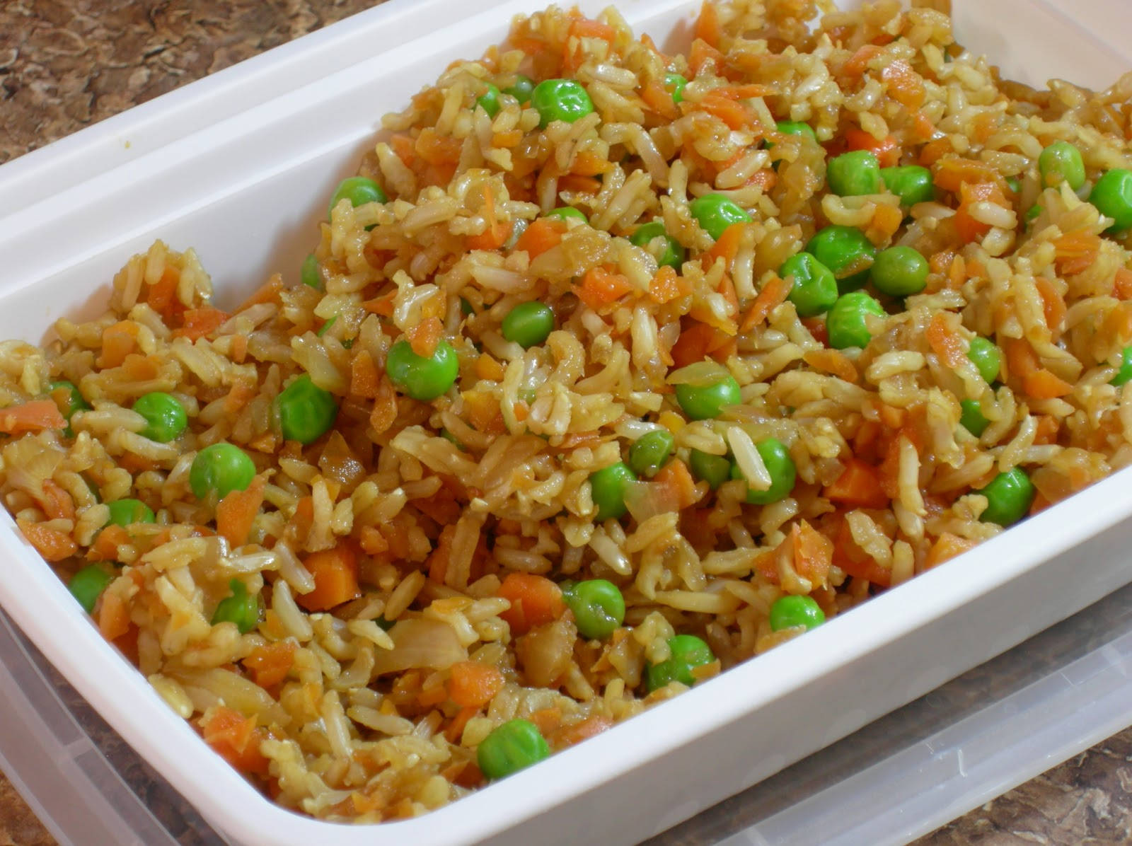 Fried Rice With Green Peas Wallpaper