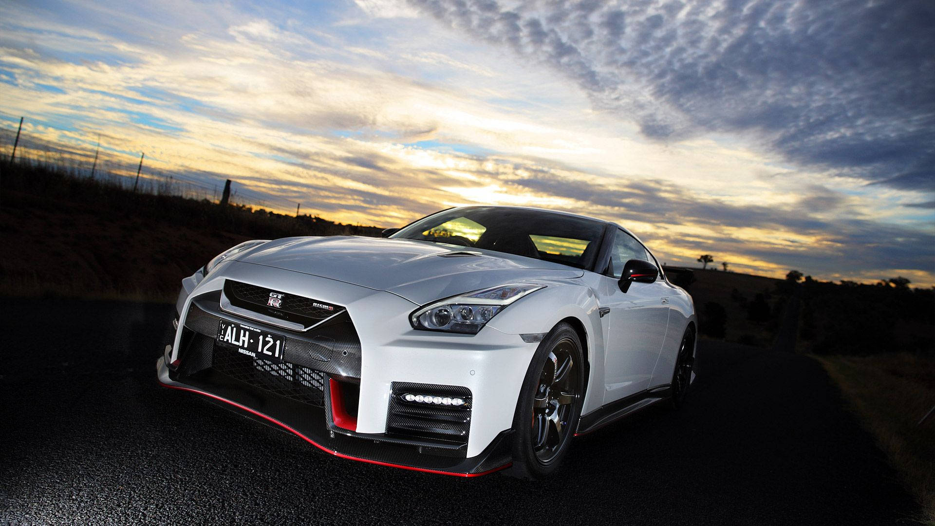 Front View Of A White Nissan GTR Car Wallpaper