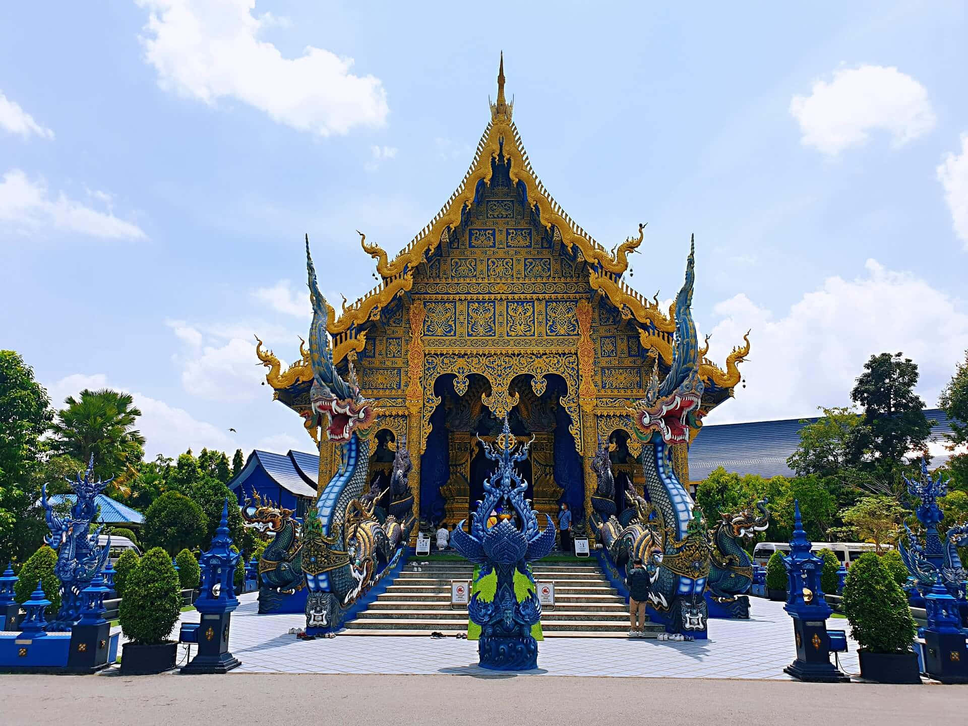 Front View Of Blue Temple In Chiang Rai Wallpaper