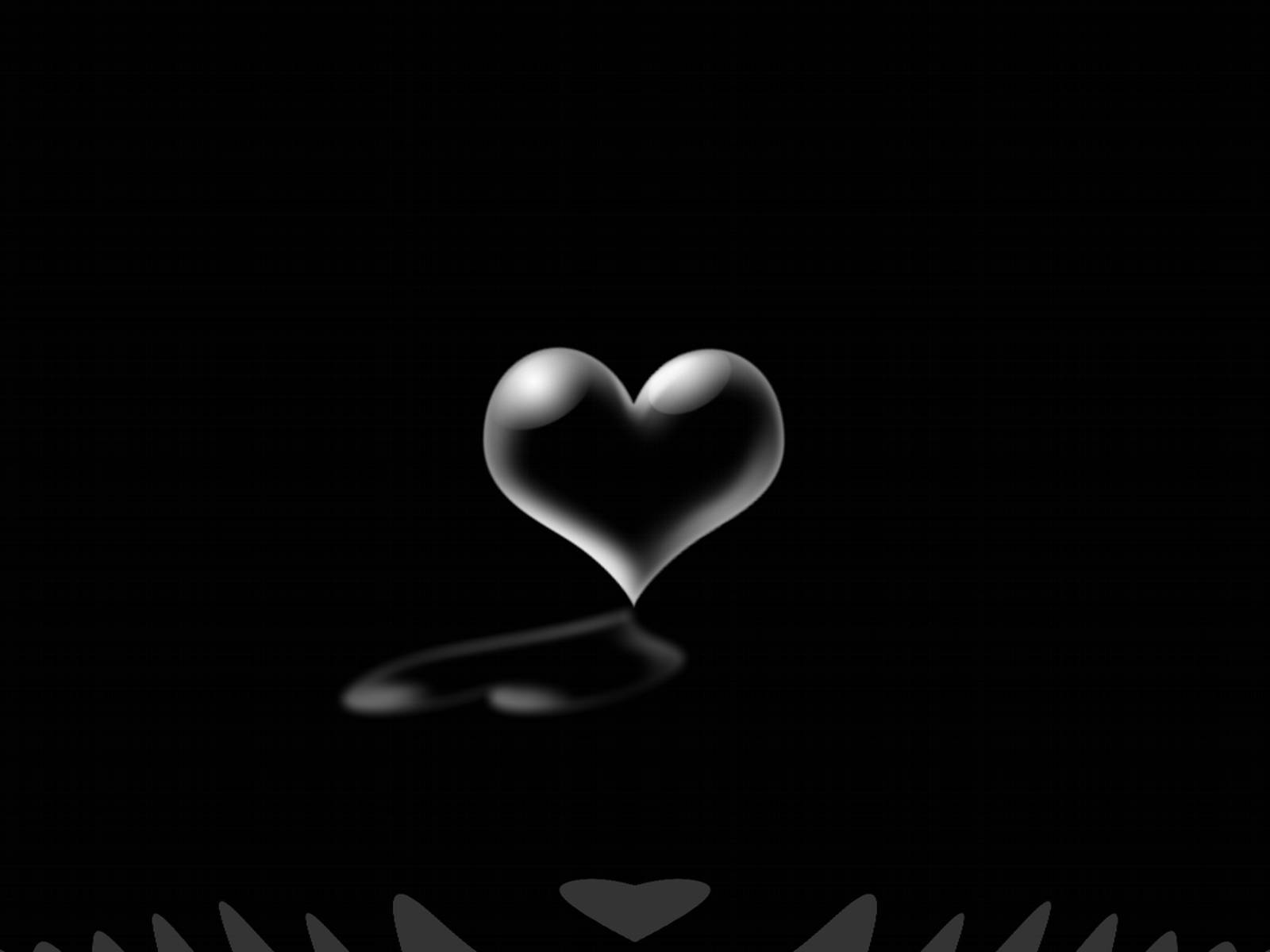 Frosted Graphic Heart Black Lover Background Wallpaper