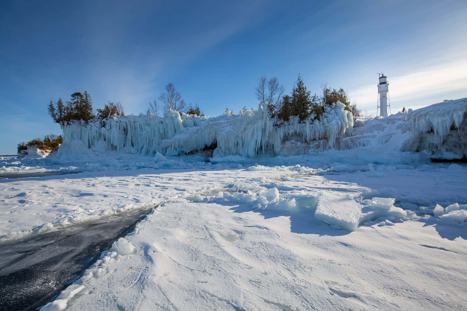 Frozen_ Lighthouse_ Landscape_ Winter Wallpaper