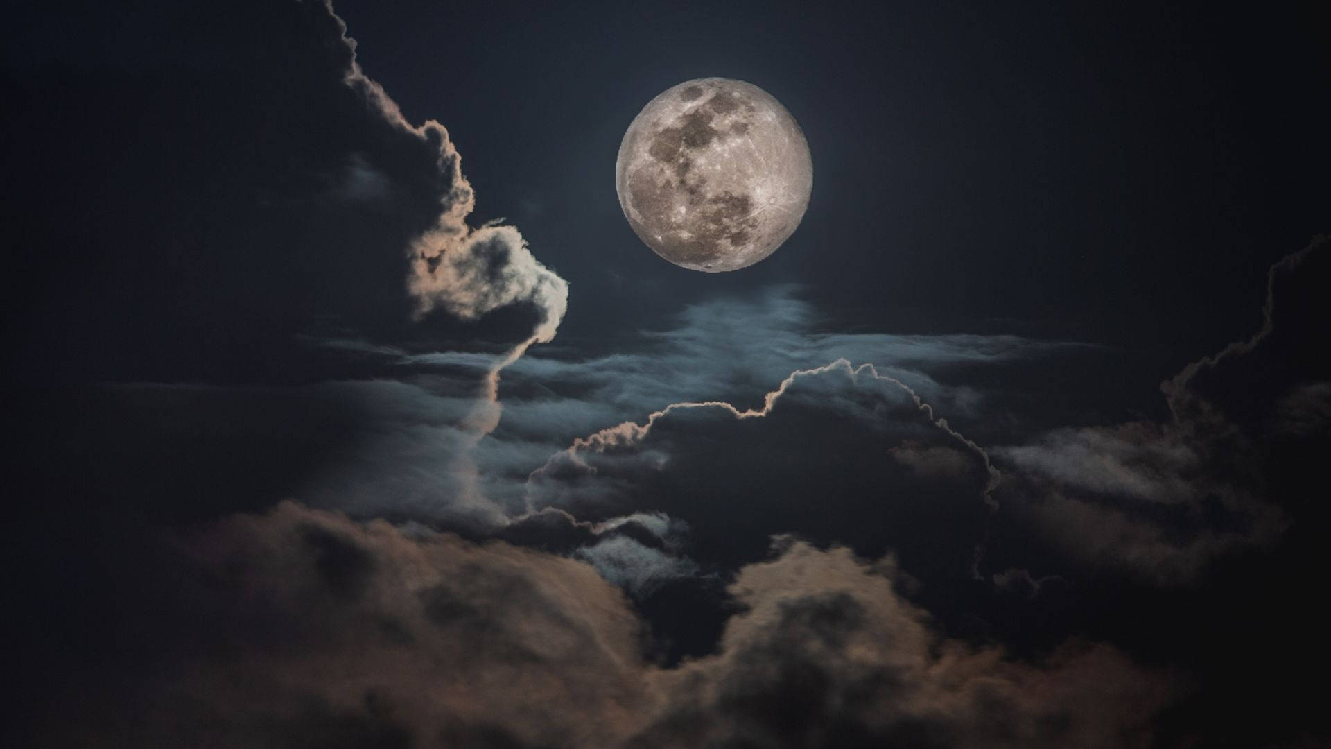Full Moon High Resolution Clouds Wallpaper