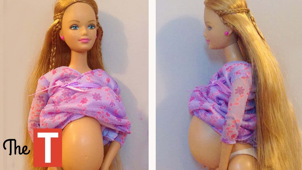 Roligabilder På Barbie Med Gravidmage