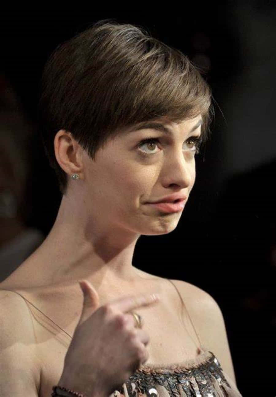 Anne Hathaway Funny Celebrity Pictures