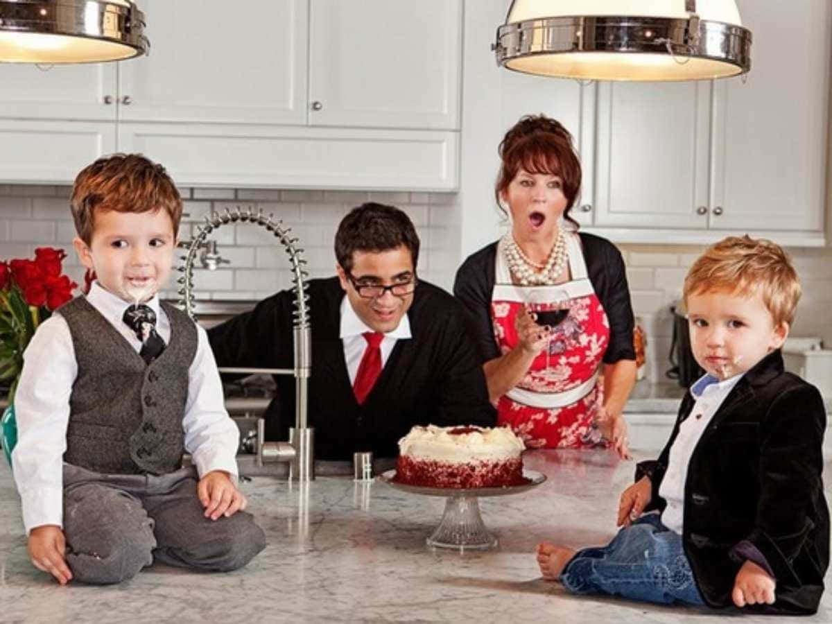Funny Family On Kitchen Picture