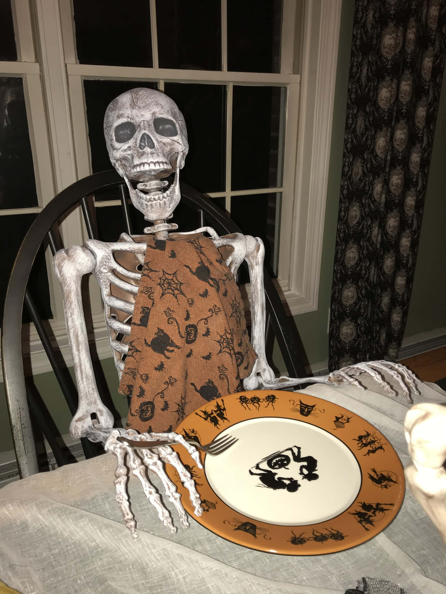 Funny Skeleton Eating Dinner Picture