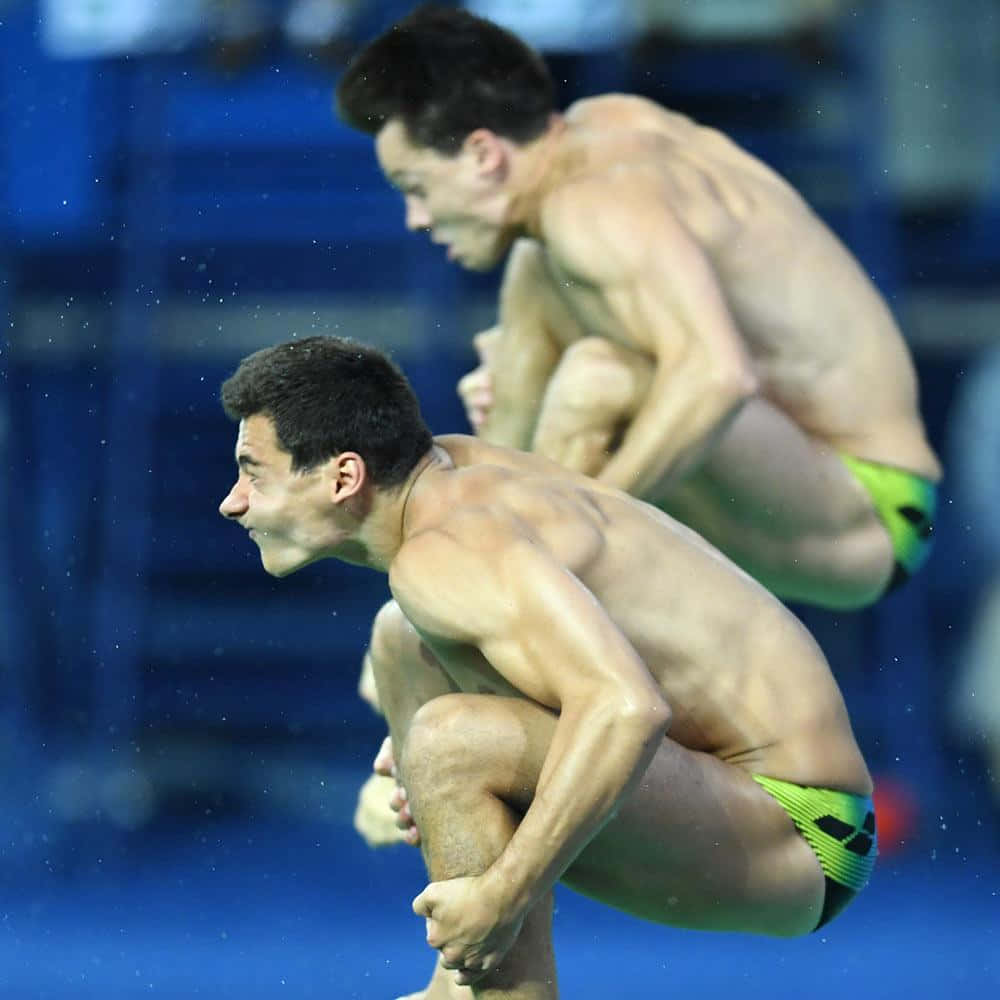 Funny Sports Male Divers Funny Faces Picture