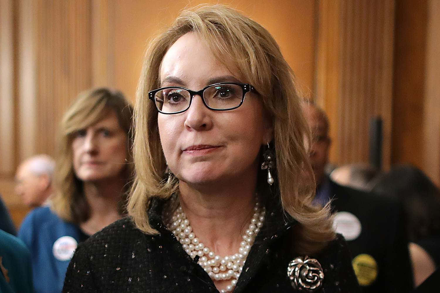 Gabrielle Giffords: An Emblem Of Resilience Wallpaper