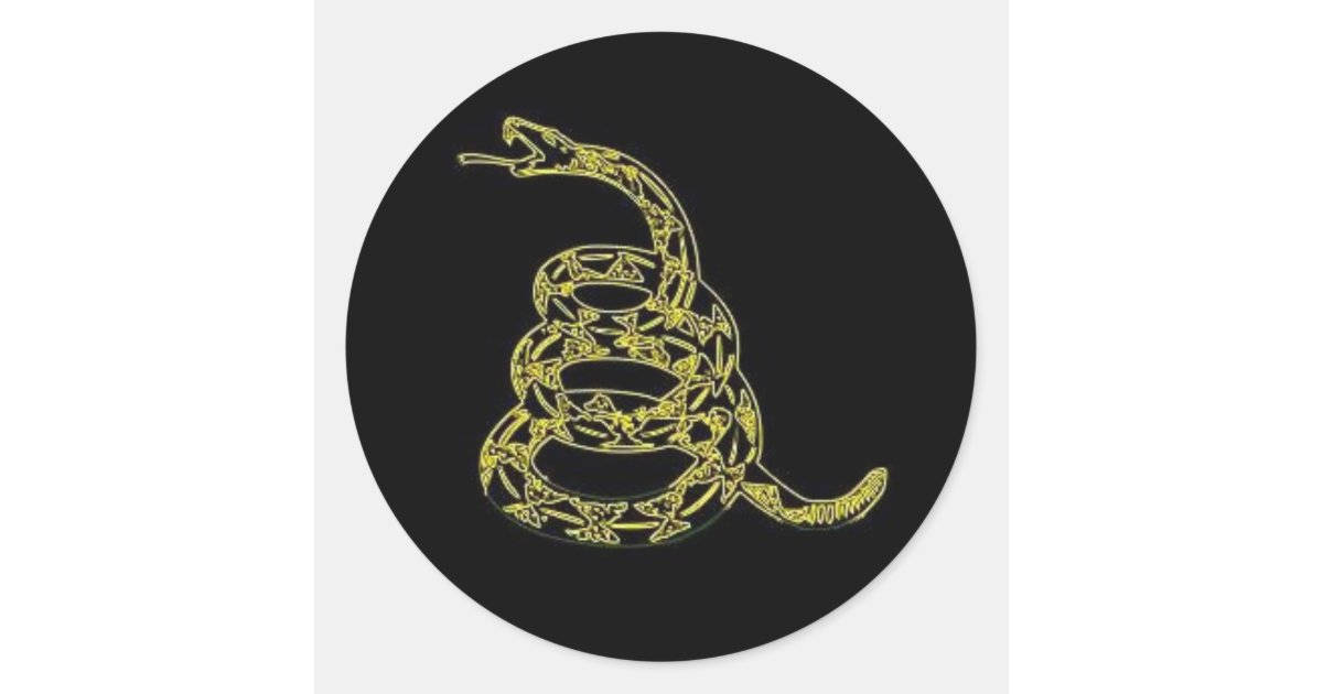 En guld slange på sort oval stickers Wallpaper