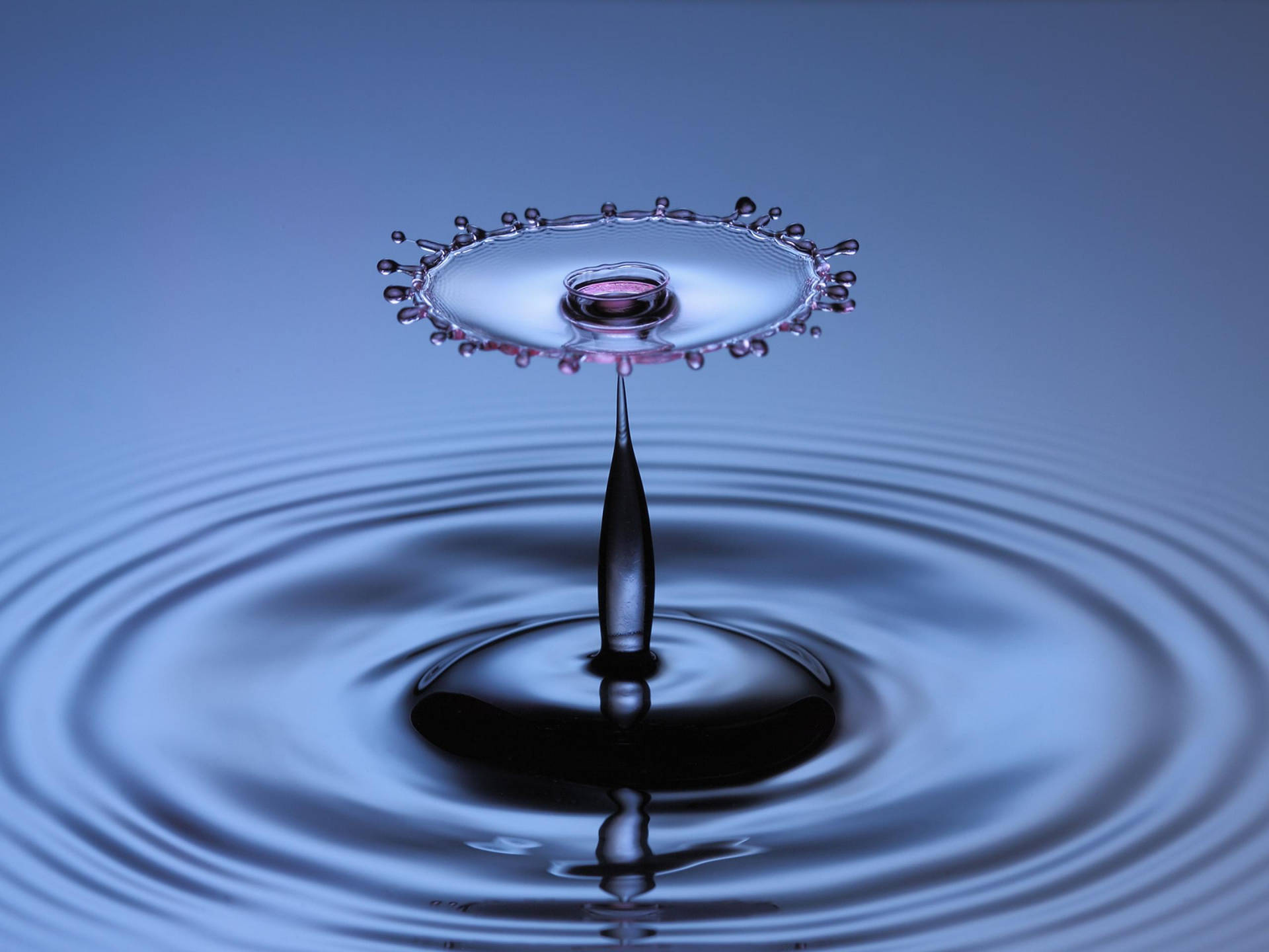 Gambar Droplet On Water