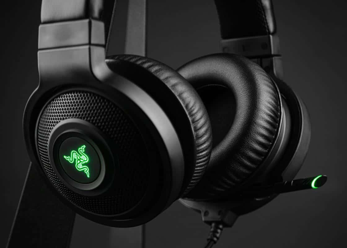 Enjoy an Immersive Gaming Experience with a Quality Gaming Headset Wallpaper