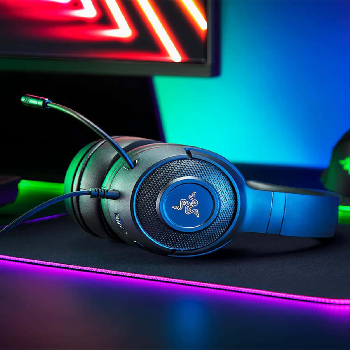 Experience the On-Trend Desirable Gaming Headsets" Wallpaper