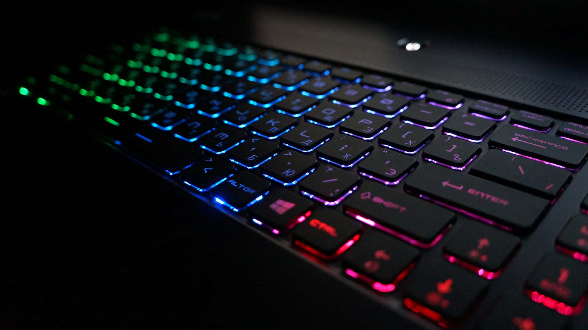 Light up your gaming setup with the perfect gaming keyboard! Wallpaper