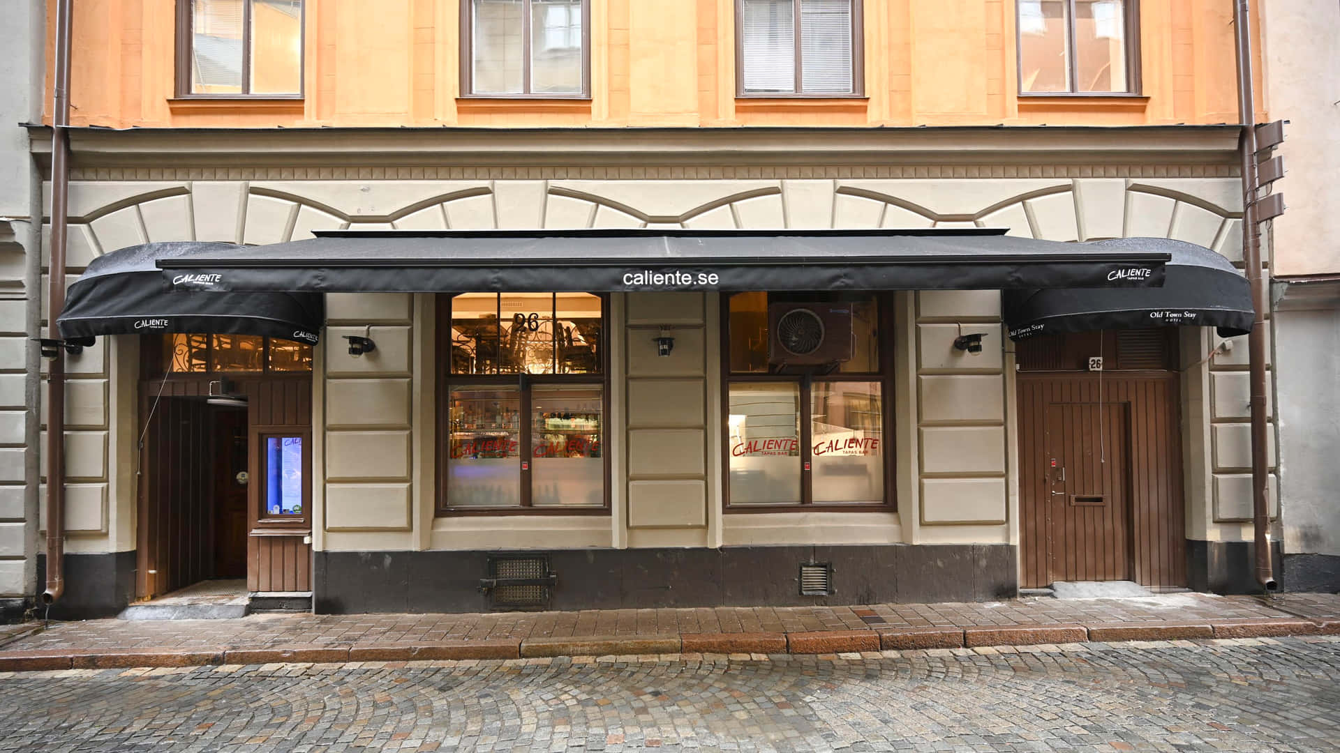 Gamla Stan Callente Store Wallpaper