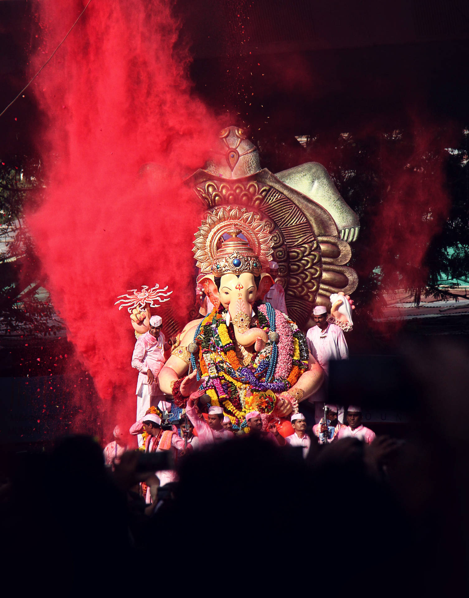 Ganeshen Hd Completo Con Polvo Rojo. Fondo de pantalla