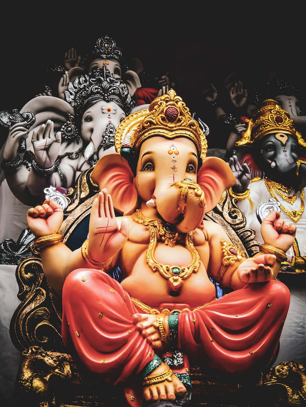 Enfarverig Kunstnerisk Repræsentation Af Den Hinduistiske Guddom Ganesh.