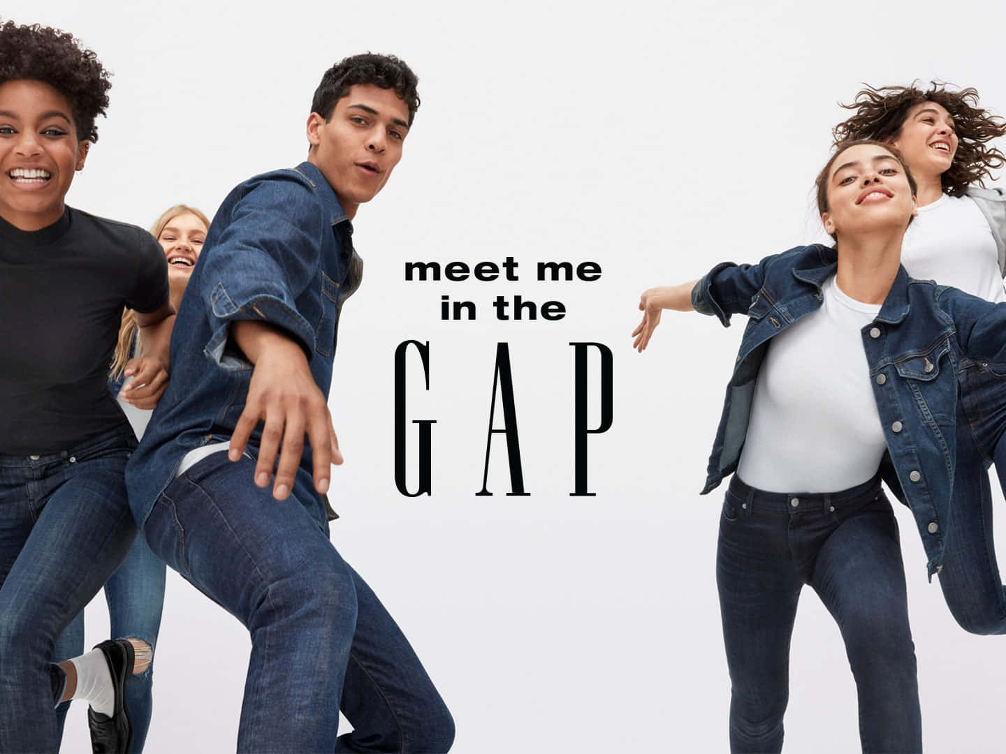 Look great in the iconic wardrobe staples from Gap.