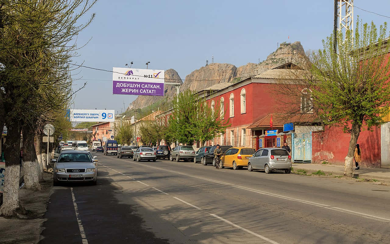 Gapar Aitiev Street In Osh Wallpaper