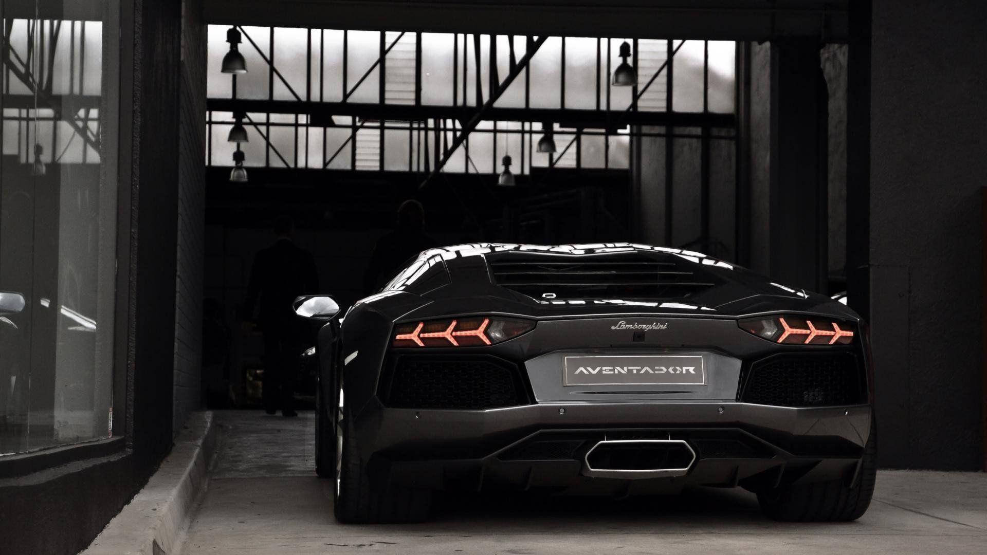 Garagem Lamborghini Preto Papel de Parede