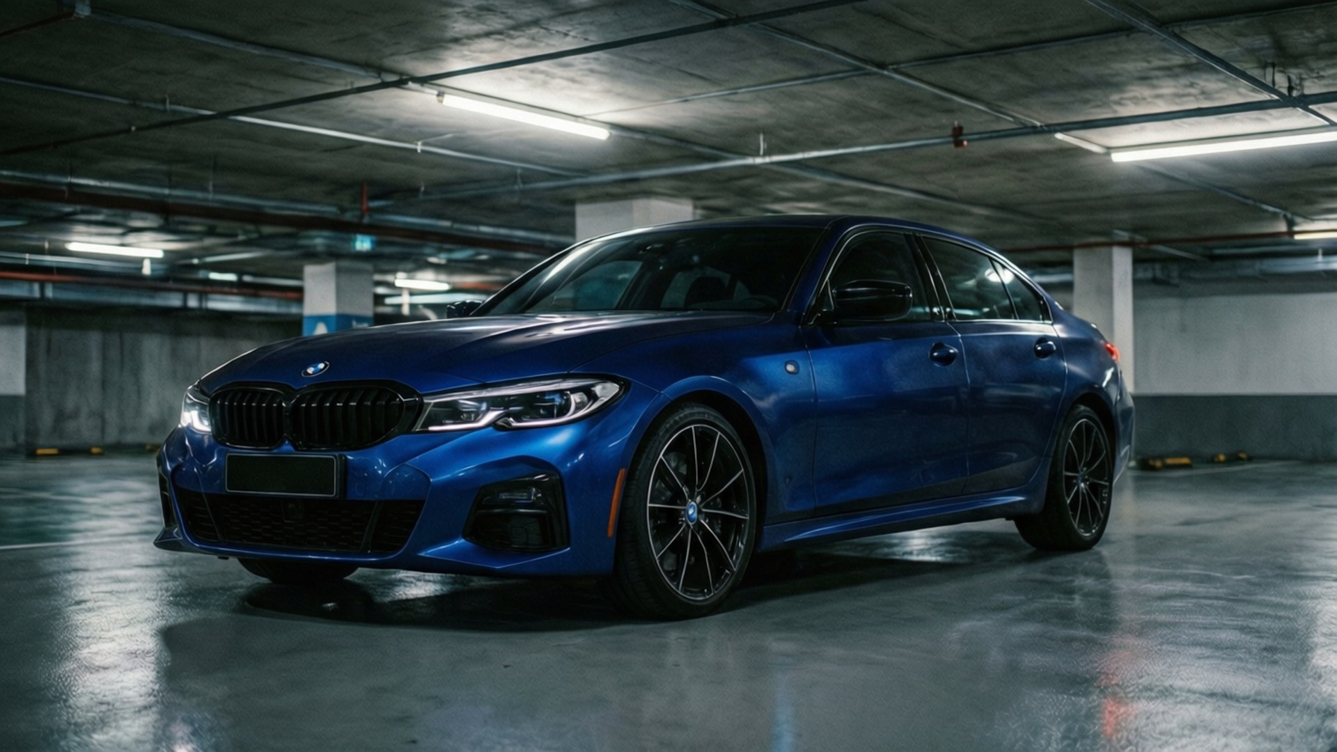 G20 M340i in Tanzanite Blue in parkeergarage