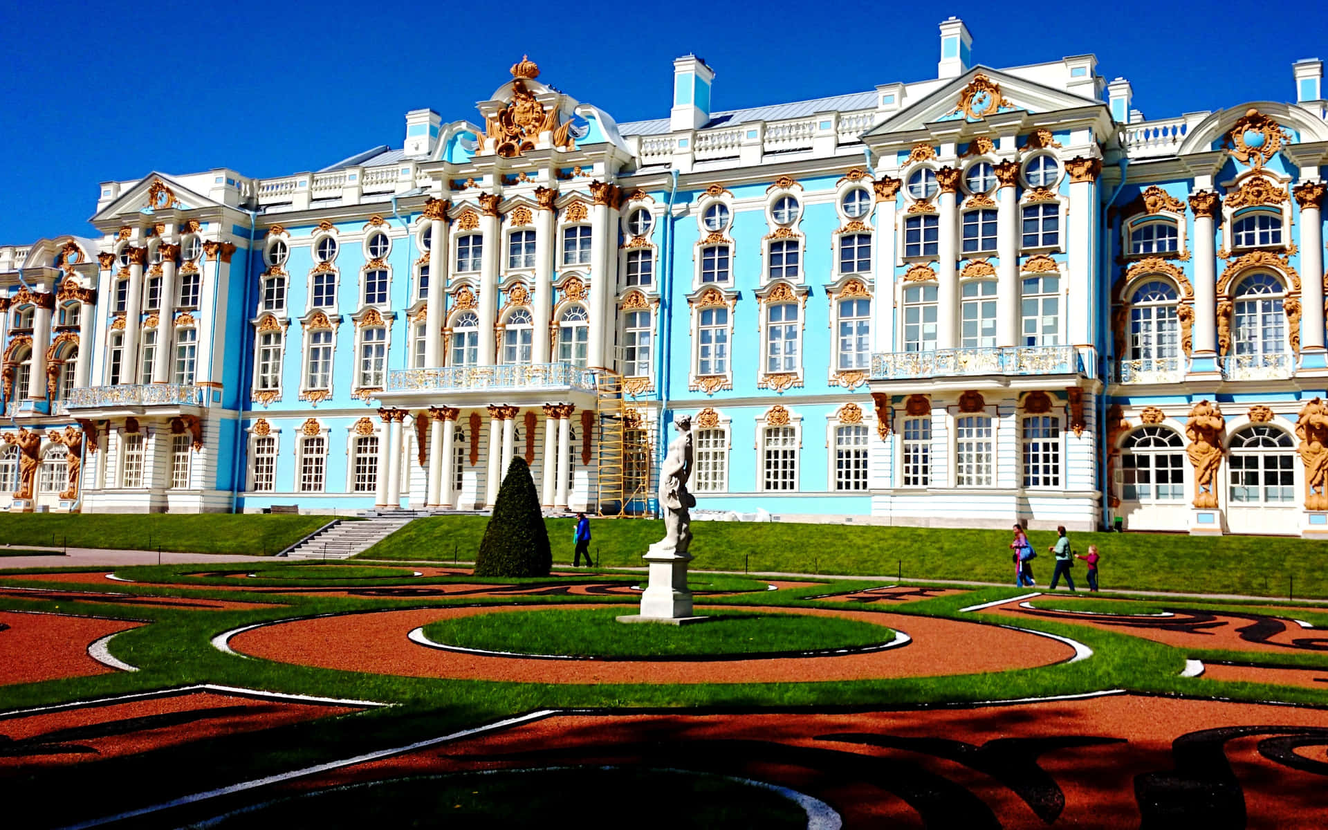 Trädgårdsstatyav Katarinapalatset. Wallpaper