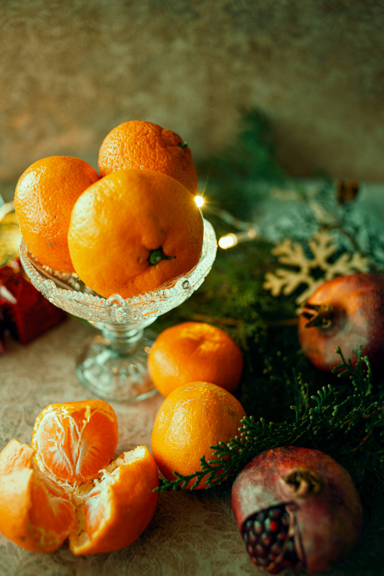 Garnet Fruit And Oranges Wallpaper