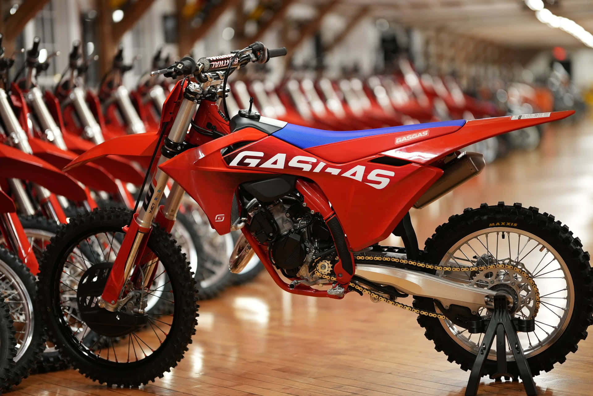 Showroom De Motos Gas Gas Fond d'écran