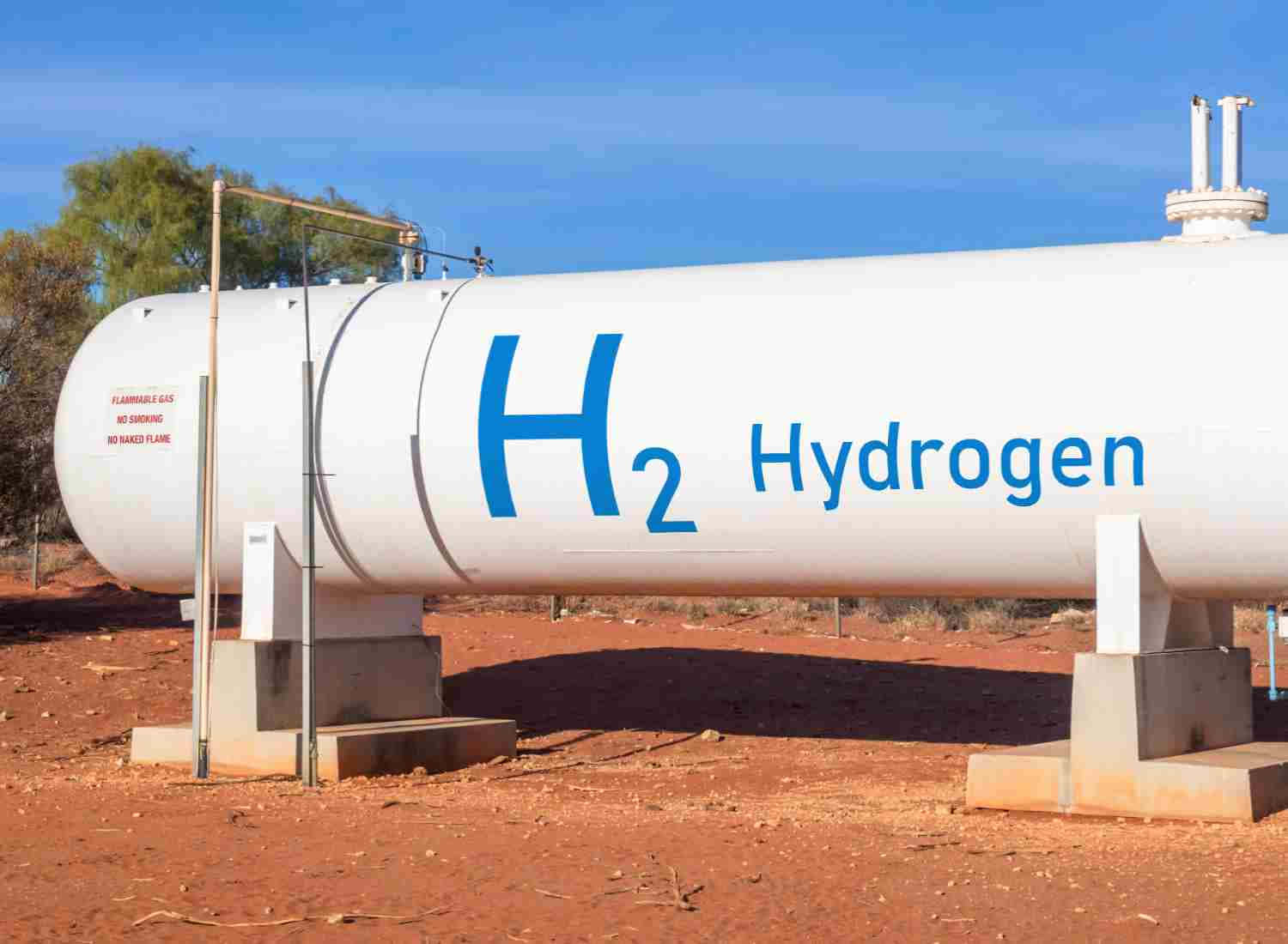 A Large White Tank With The Word H2 On It