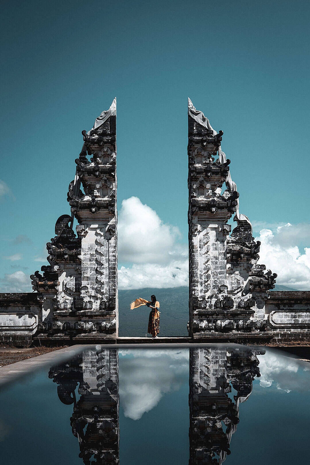 Gates Of Heaven Bali Old Iphone