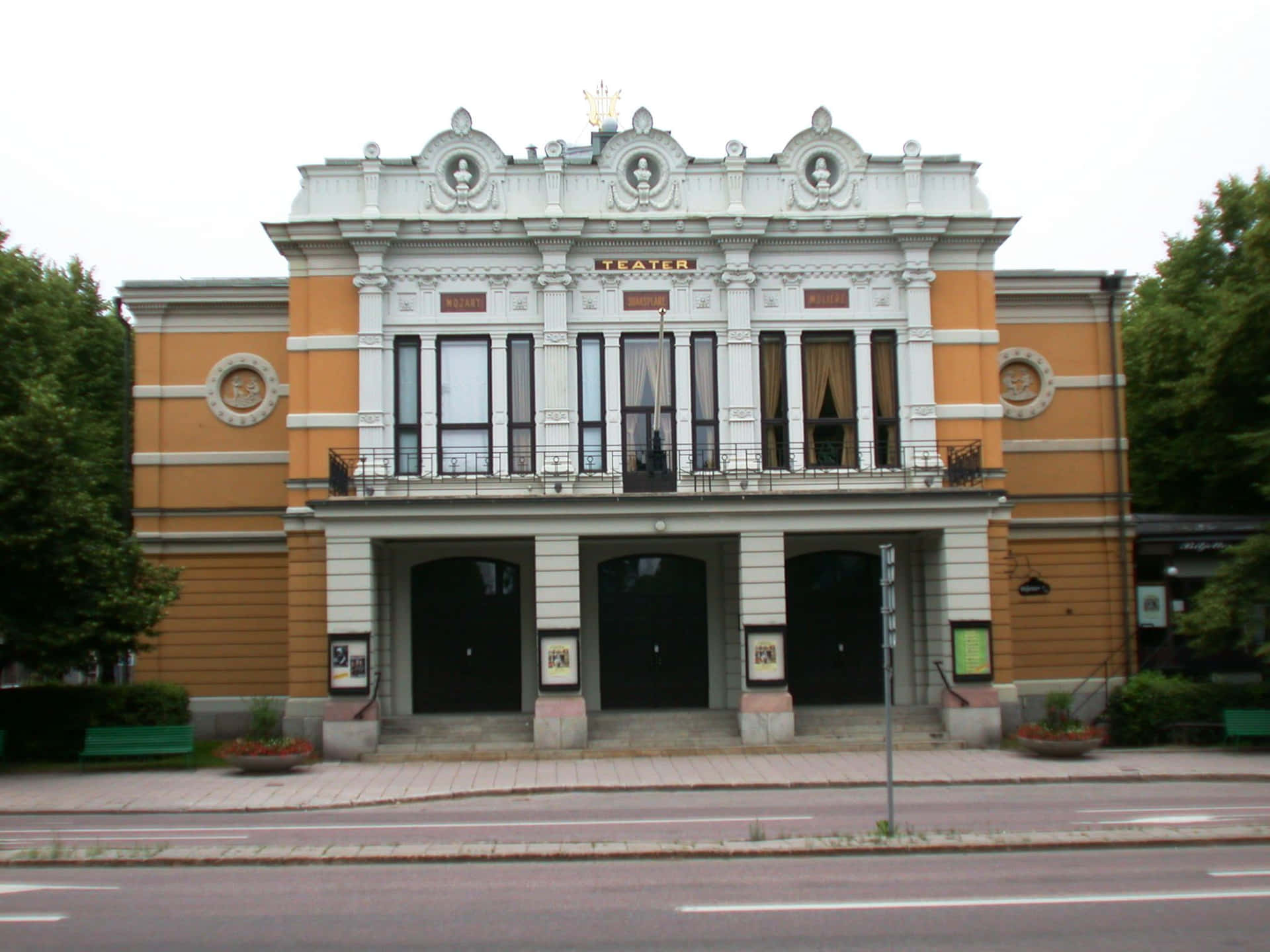 Gavle Theater Exterior Sweden Wallpaper