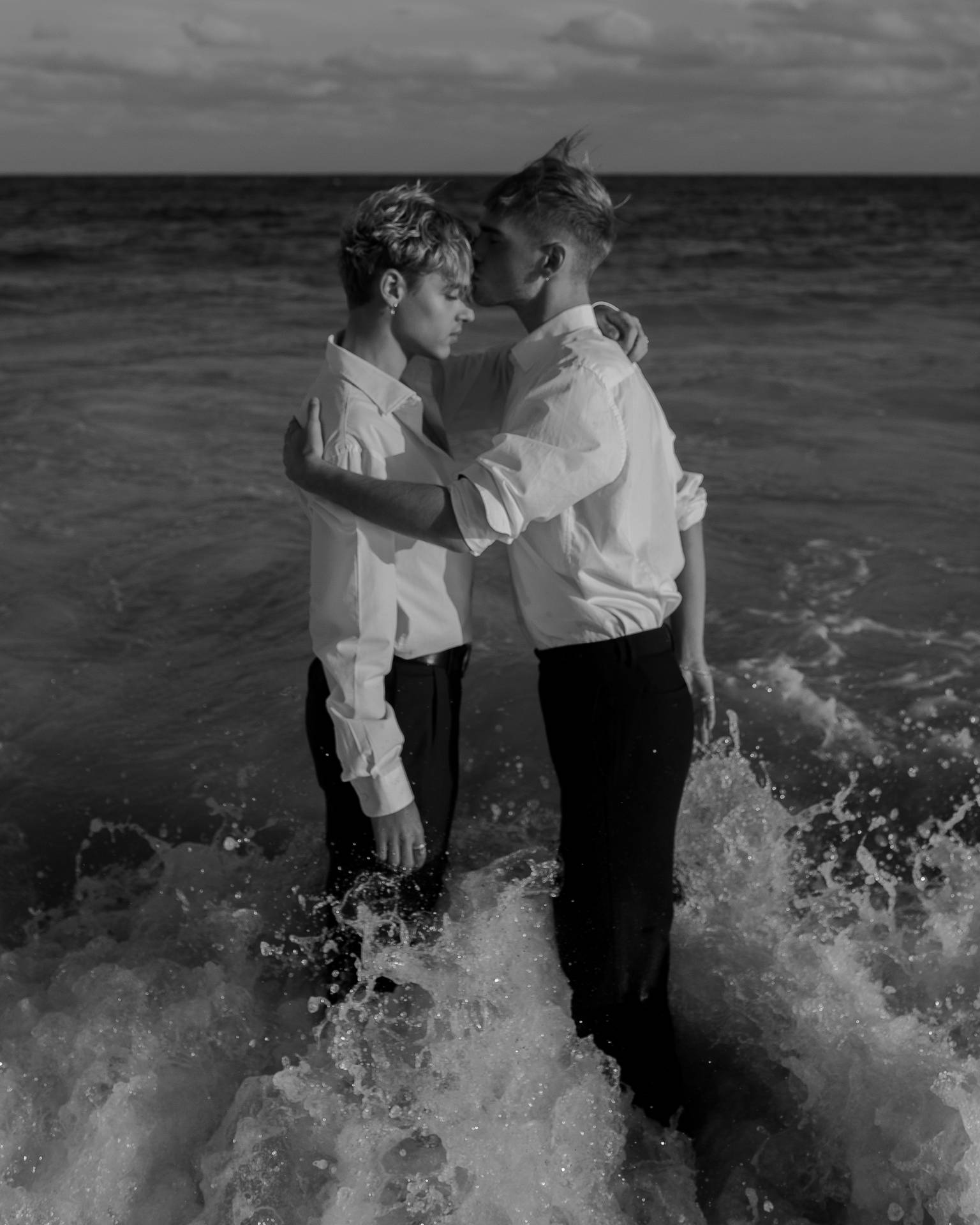 Gay Couple In The Sea Wallpaper